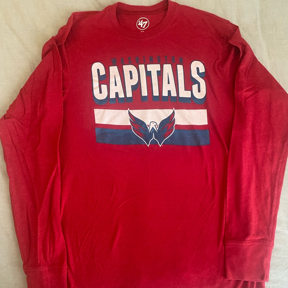Washington Capitals Long Sleeve Shirt